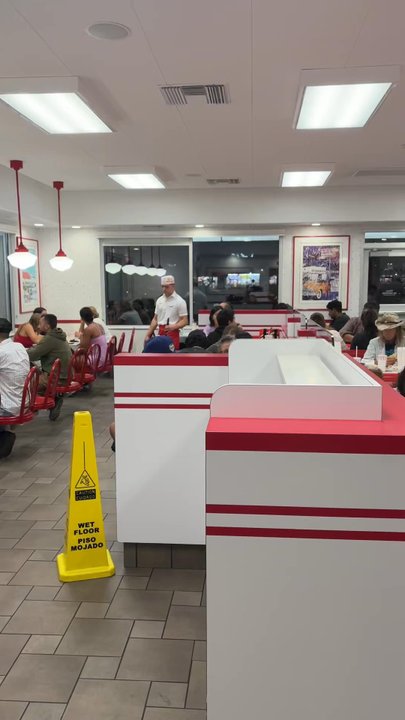 In-N-Out Burger - Burgers Near Me - Chino, California