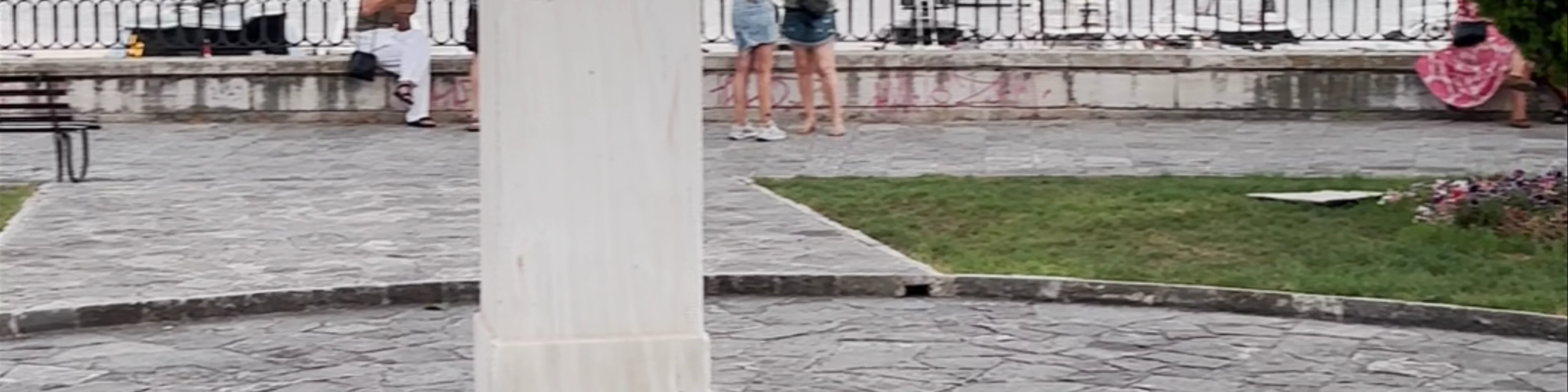 Square of Dionysios Solomonos