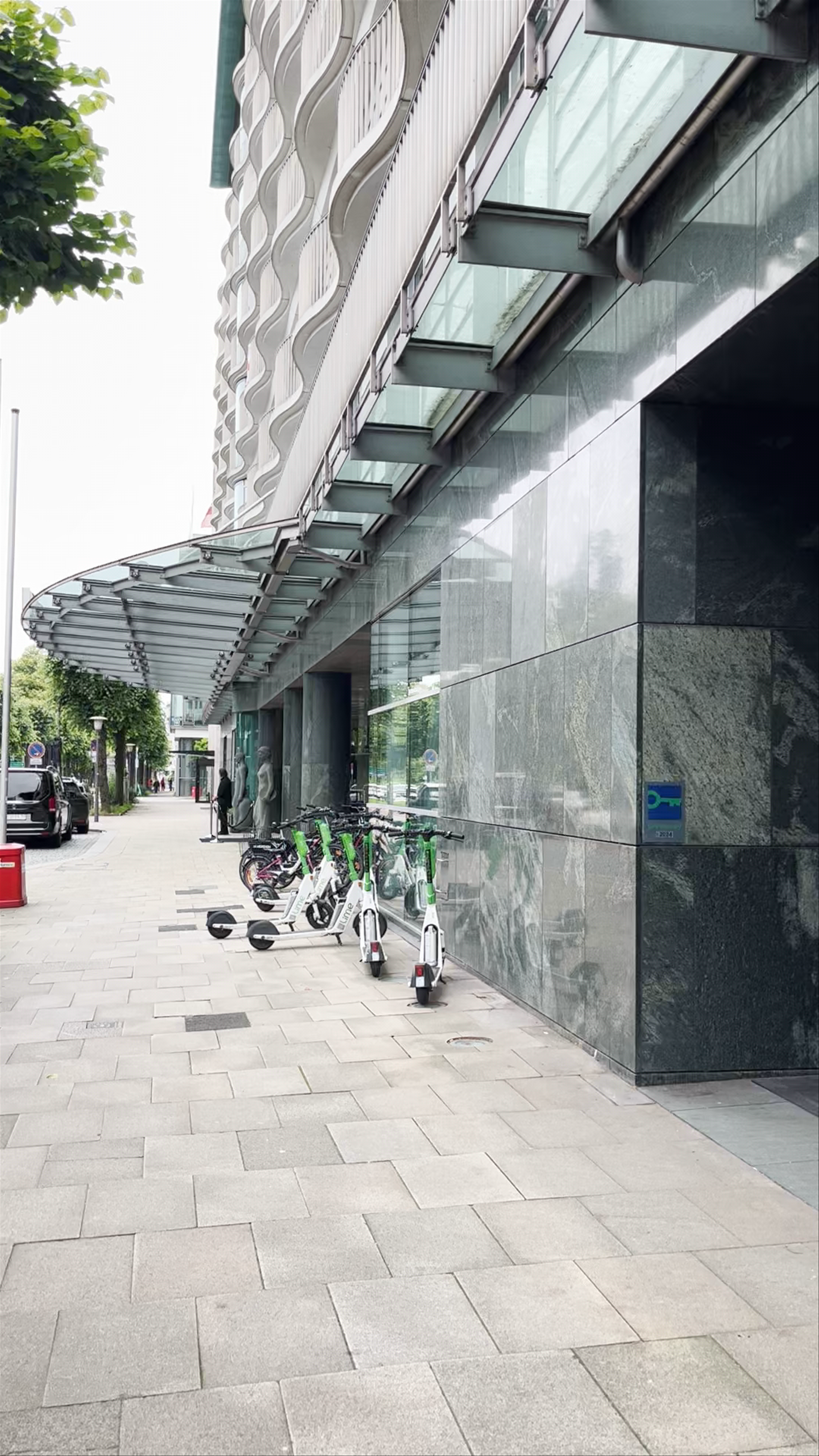 Le Méridien Hamburg: Stylish Urban Haven by the Alster