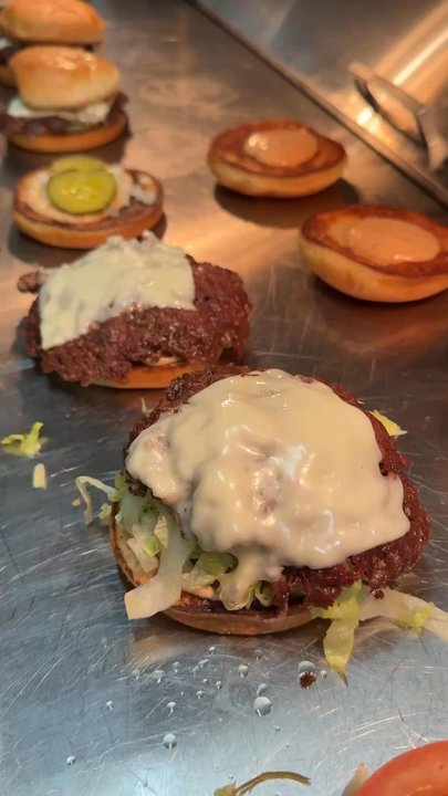 Spread Please - Burgers Near Me - El Segundo, California