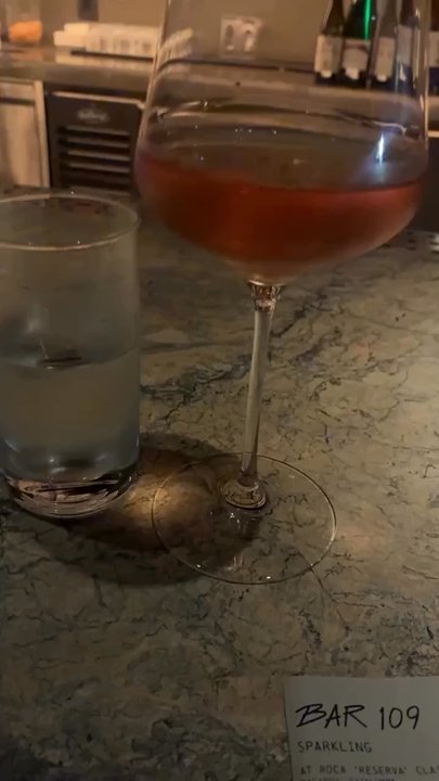 Bar 109 - Rose - Wine Bars Near Me - Los Angeles, California
