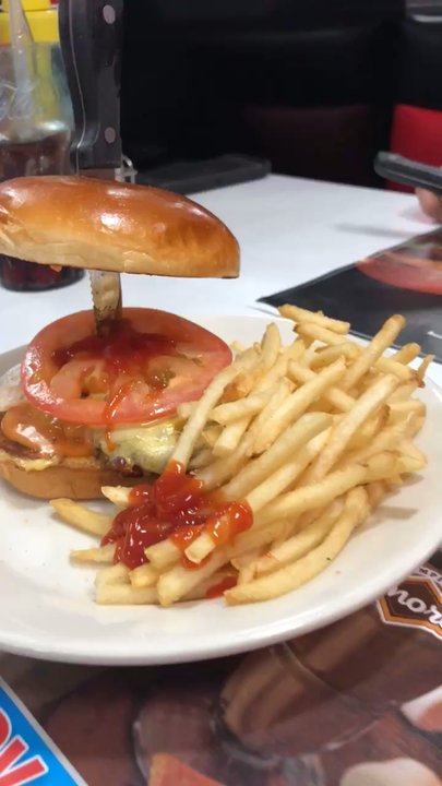 Steak ’n Shake - Gotta love the burgers - Fast Food Near Me - Warner Robins, Georgia