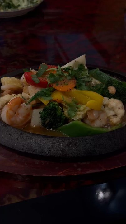 Saigon Chef - Shrimp stir fry with mixed vegetables - Vietnamese Near Me - South Hadley, Massachusetts