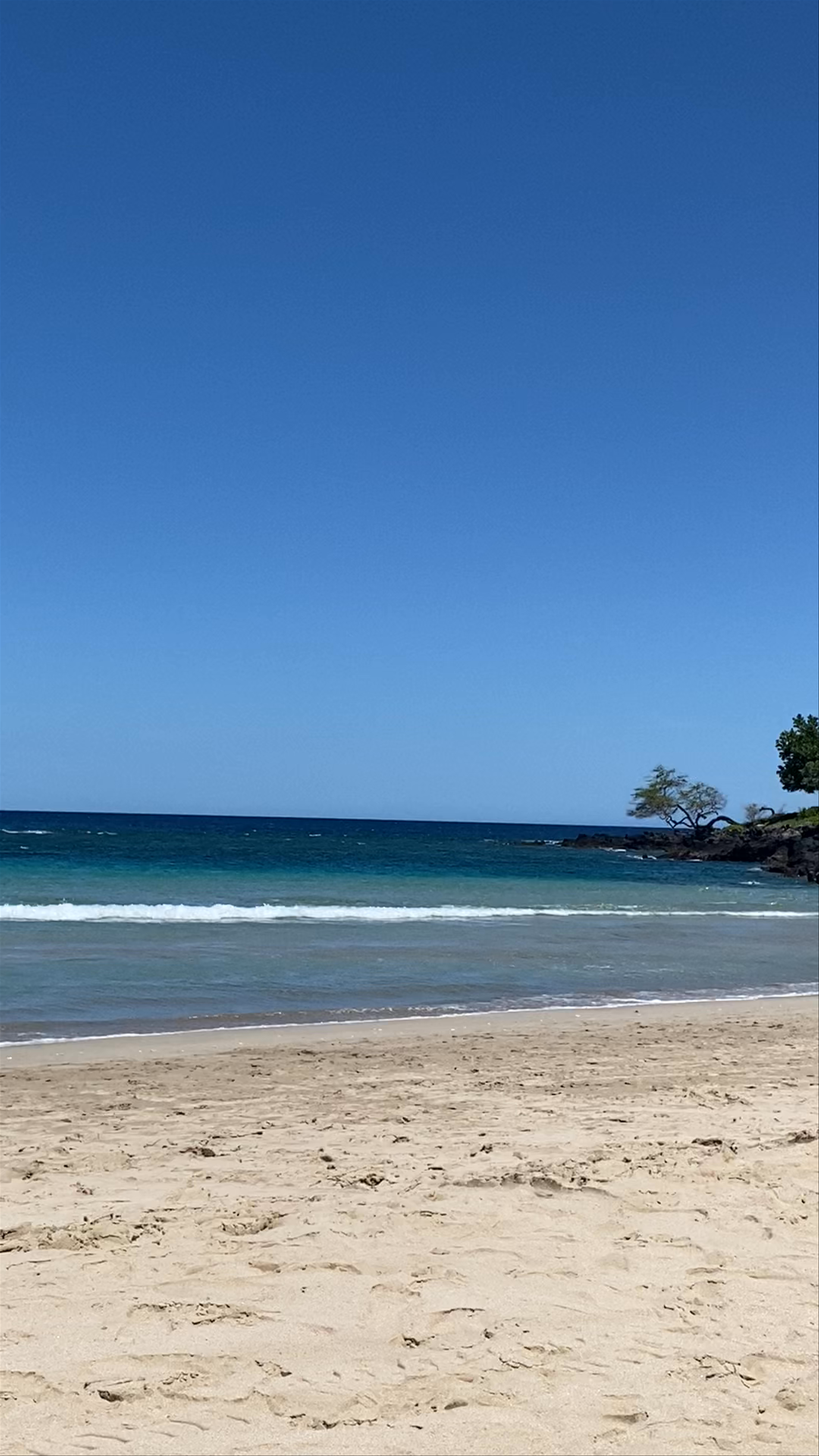 Kaunaʻoa (Mauna Kea) Beach