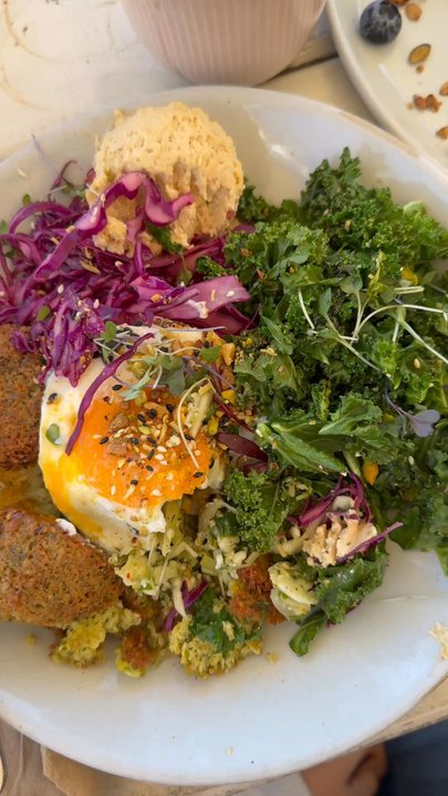 Blueys Kitchen - The bowl formerly known as & Sweet Squash Pancakes - Cafes Near Me - Santa Monica, California