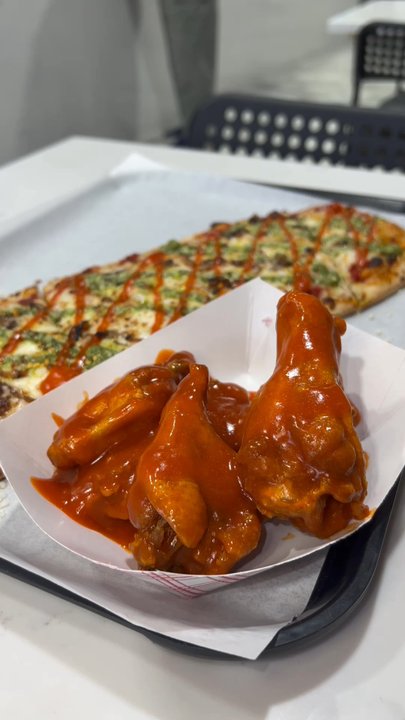 District Pizza Palace - Pizza and Buffalo wings - Pizza Near Me - Arlington, Virginia