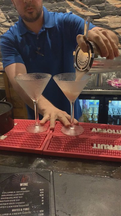 Layla's Bar + Kitchen - Tapas/Small Plates Near Me - Chelan, Washington