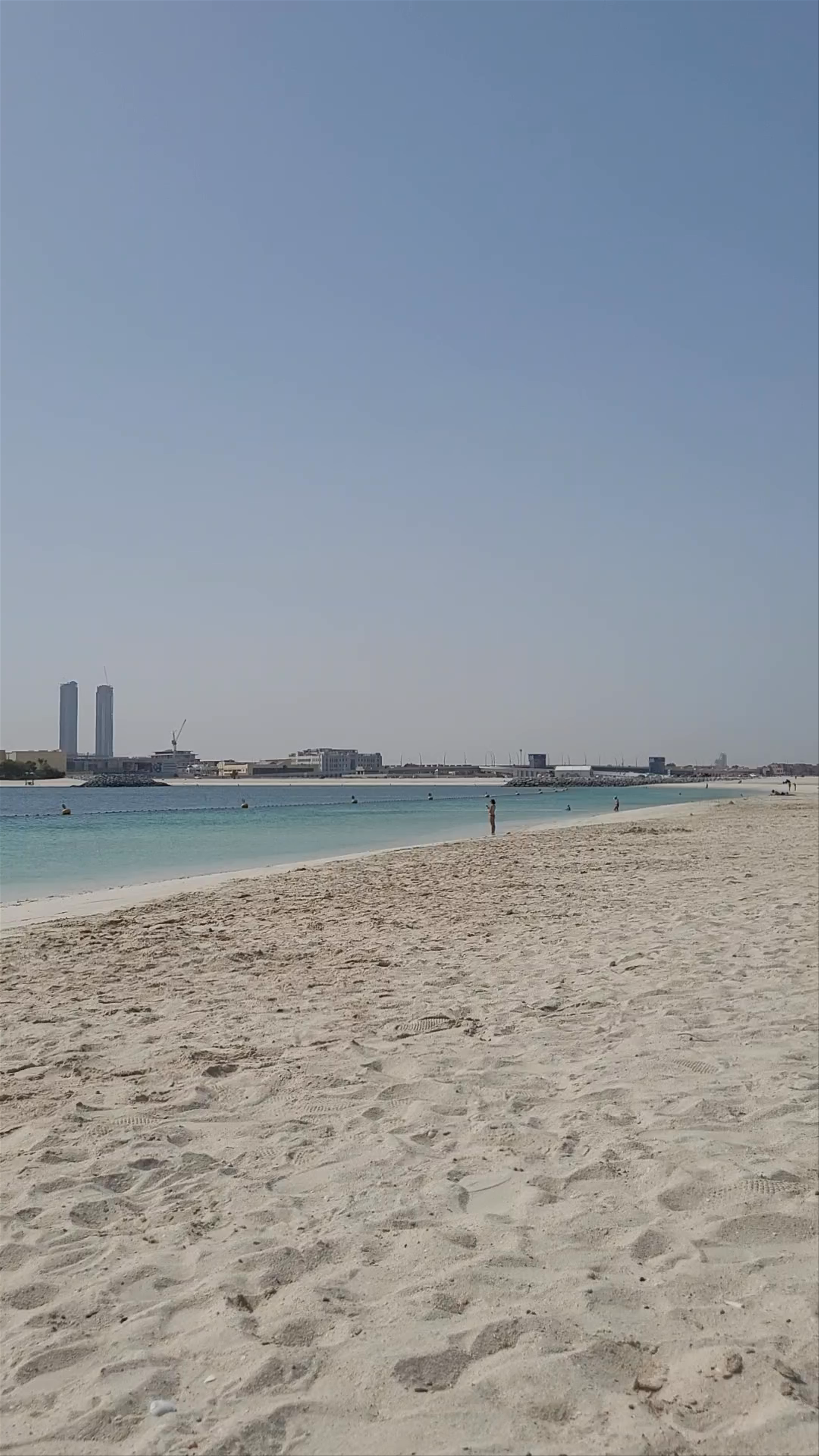 Sunrise Beach: Serene Urban Escape in Dubai
