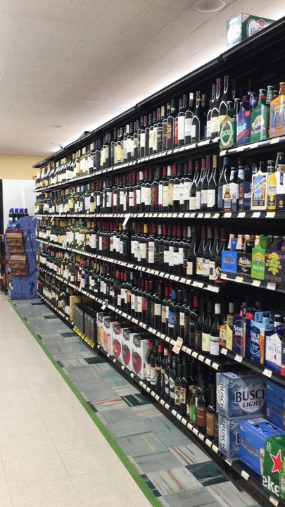 Central Park Market - 21 & over drink choices - Grocery Near Me - Holland, Michigan