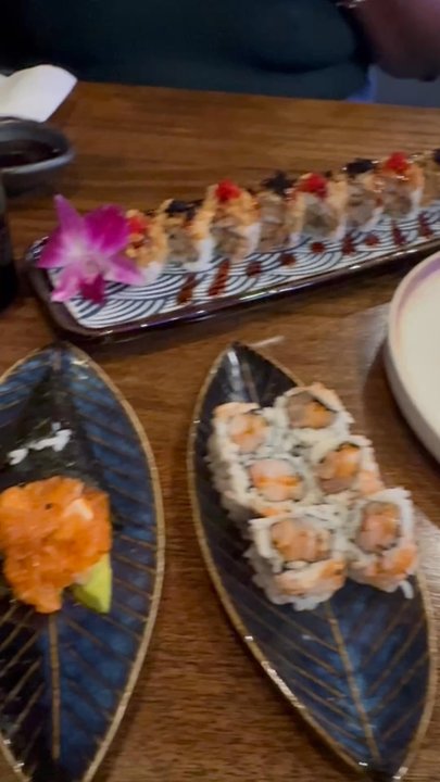 Akiko - Sushi Bars Near Me - Houston, Texas