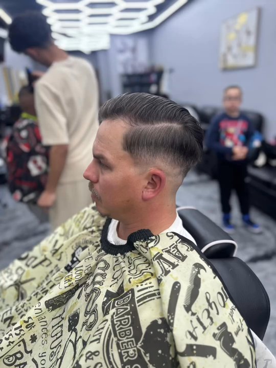 Diamond Cut - Barbers Near Me - Rockford, Illinois