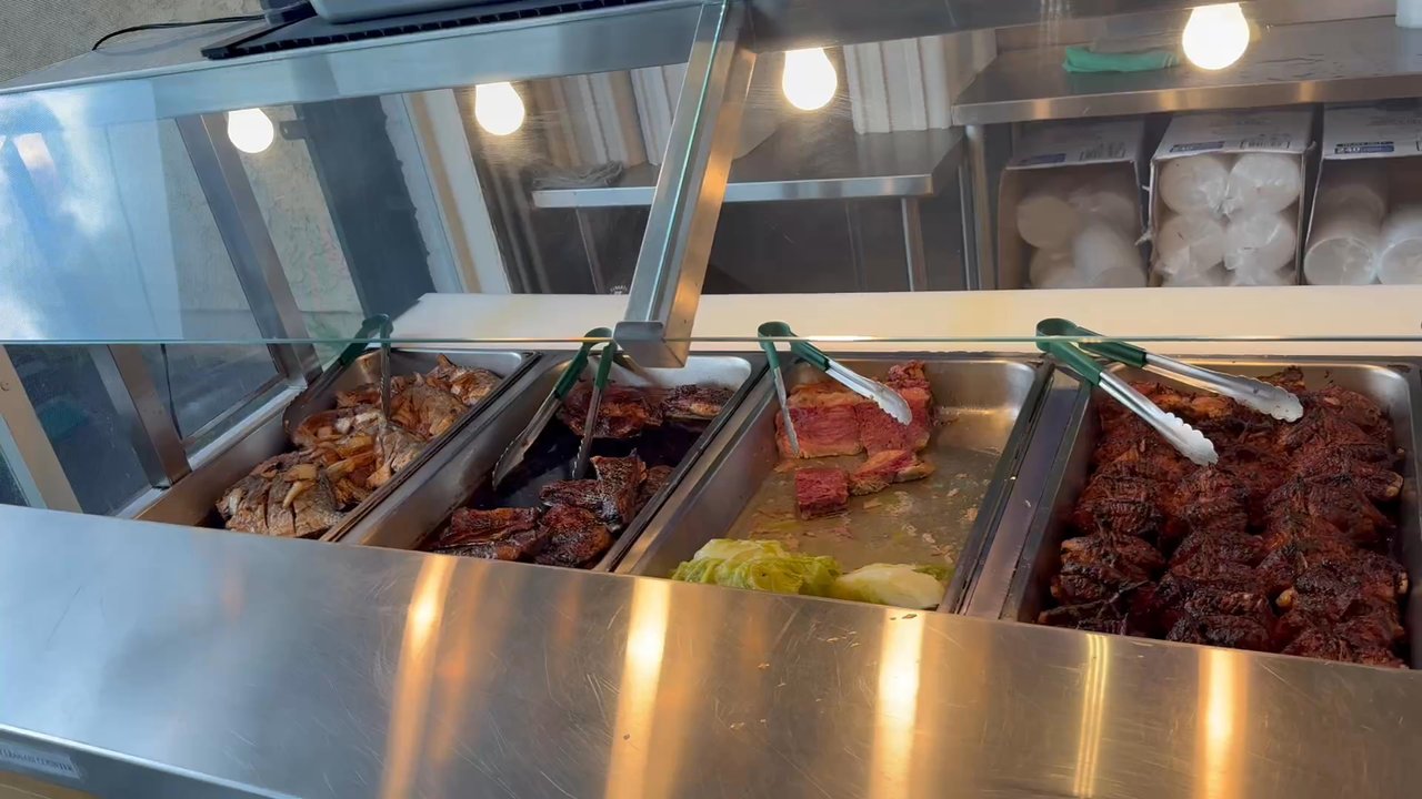 Poly Grill & Bakery - Bakeries Near Me - Carson, California