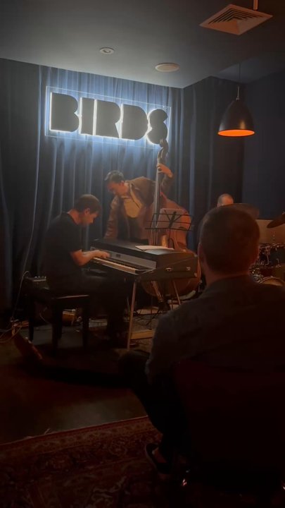 Birds - Live music - Jazz & Blues Near Me - New York, New York