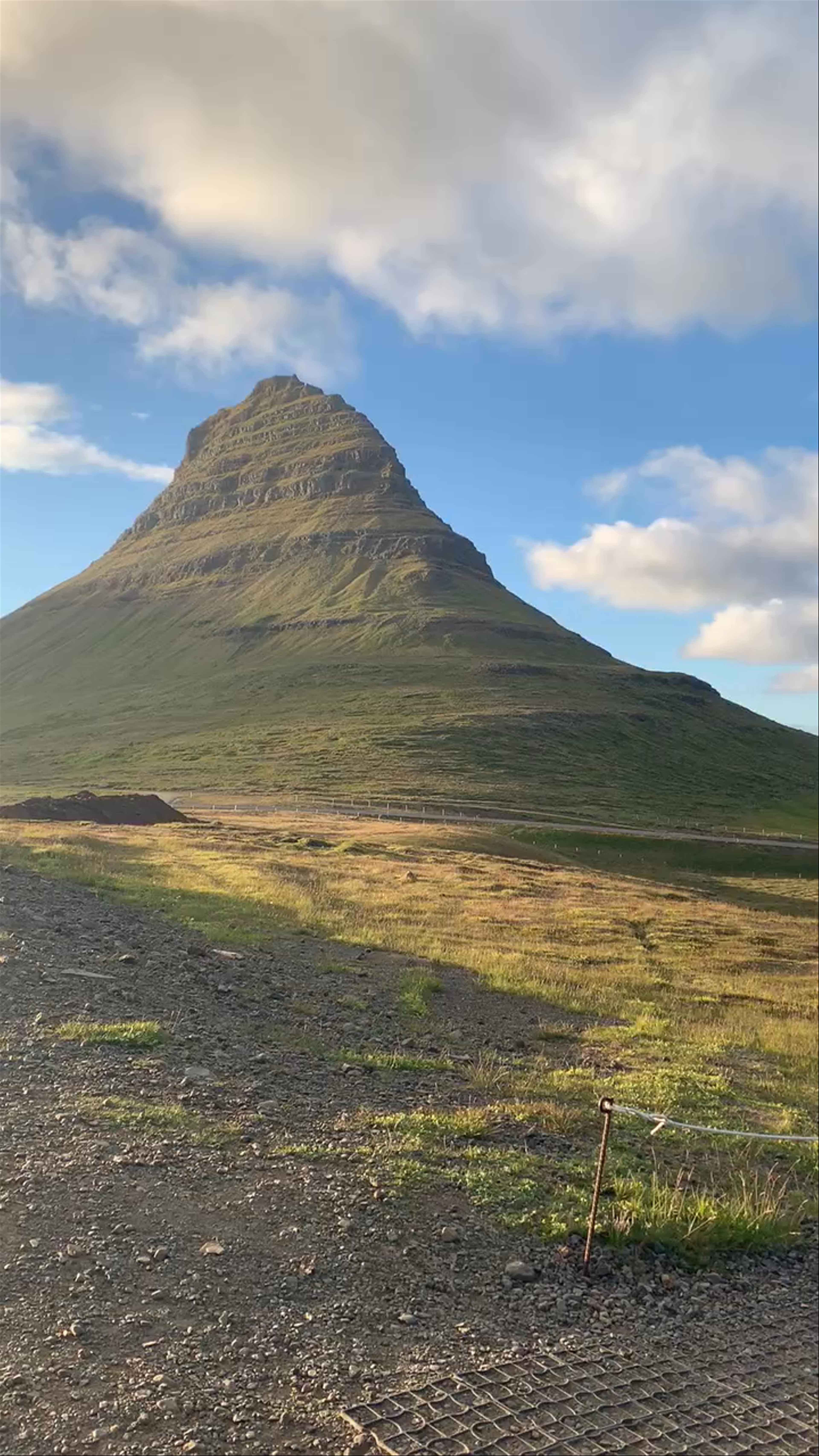 Kirkjufell: Iconic Icelandic Mountain and Scenic Countryside