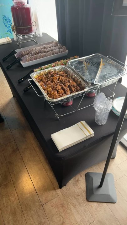 LE Meals - Amazing food, great service, and reasonable pricing. Alexandria helped make my clinic's opening day a delectable dream. Thank you so much. - Food Delivery Services Near Me