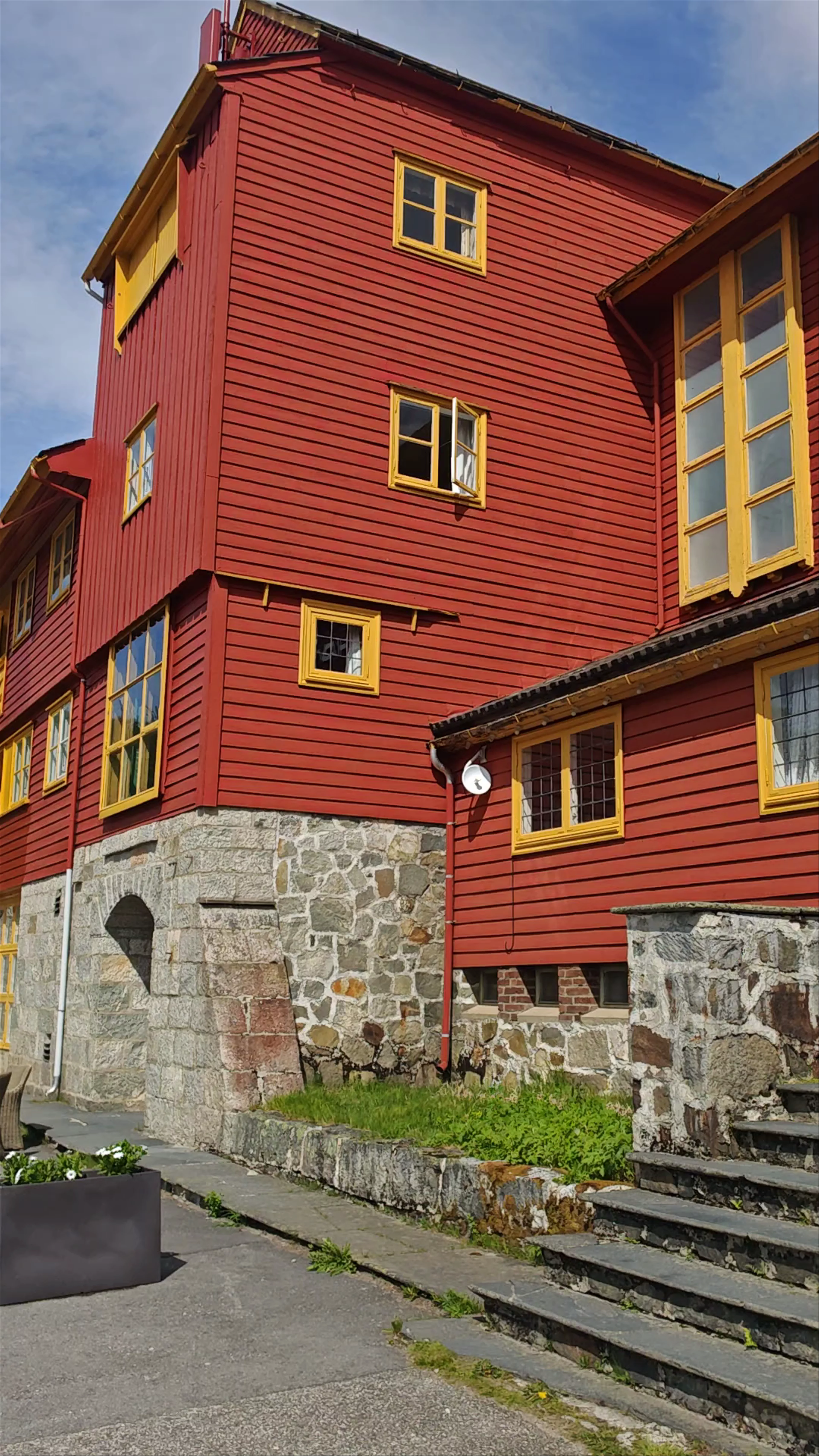 Fossli Hotel