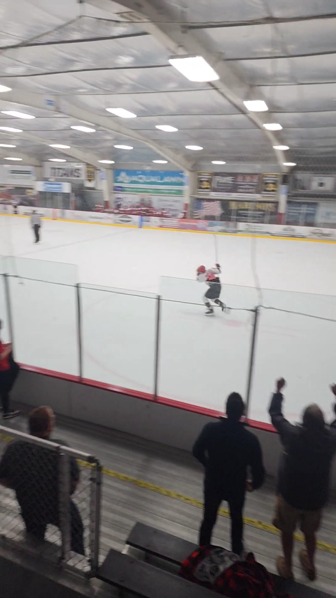 Vincent Hurta's Game-Winning Shootout  goal sends Vengeance to Championship