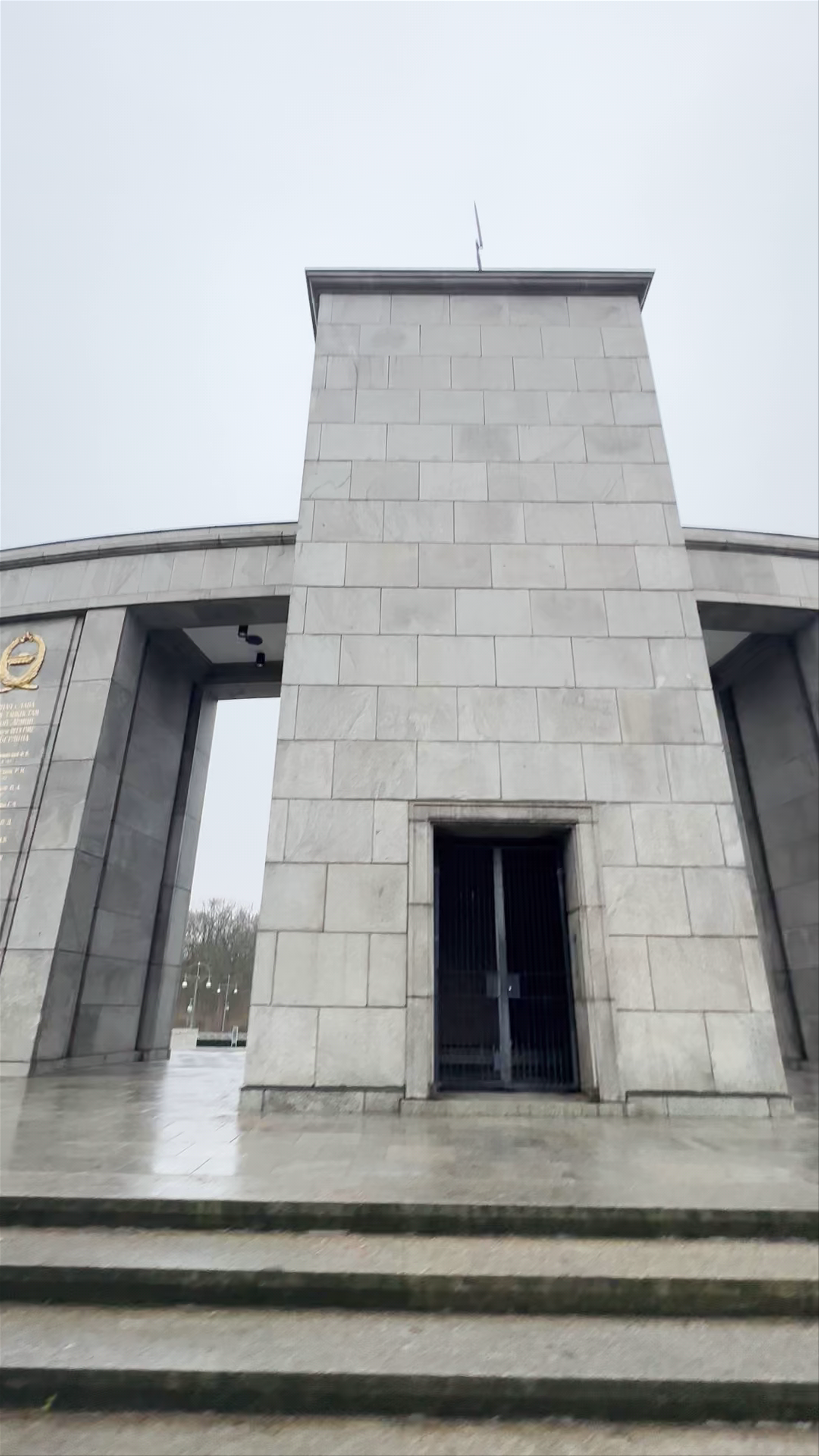 Memorial to Soviet Soldiers in Berlin: A Sobering Historical Monument