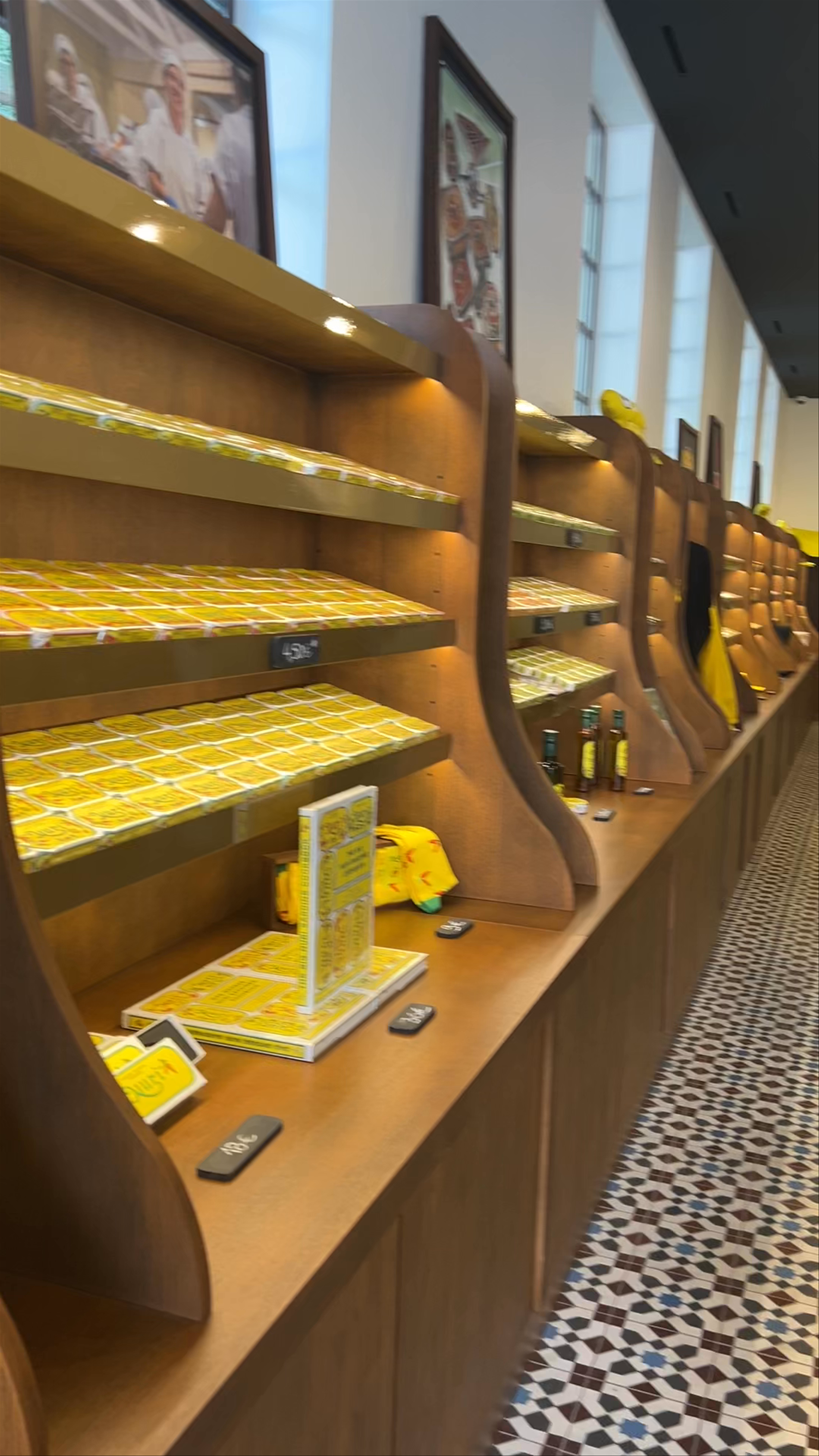 Pinhais Cannery & Co.