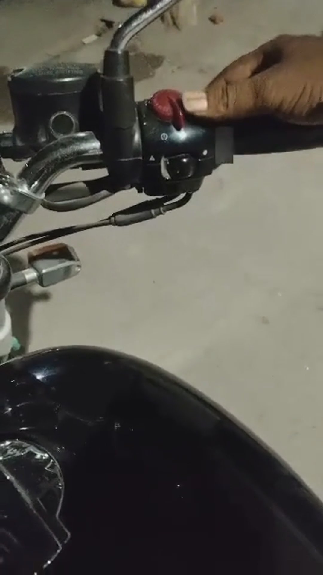 Walk-around video thumbnail