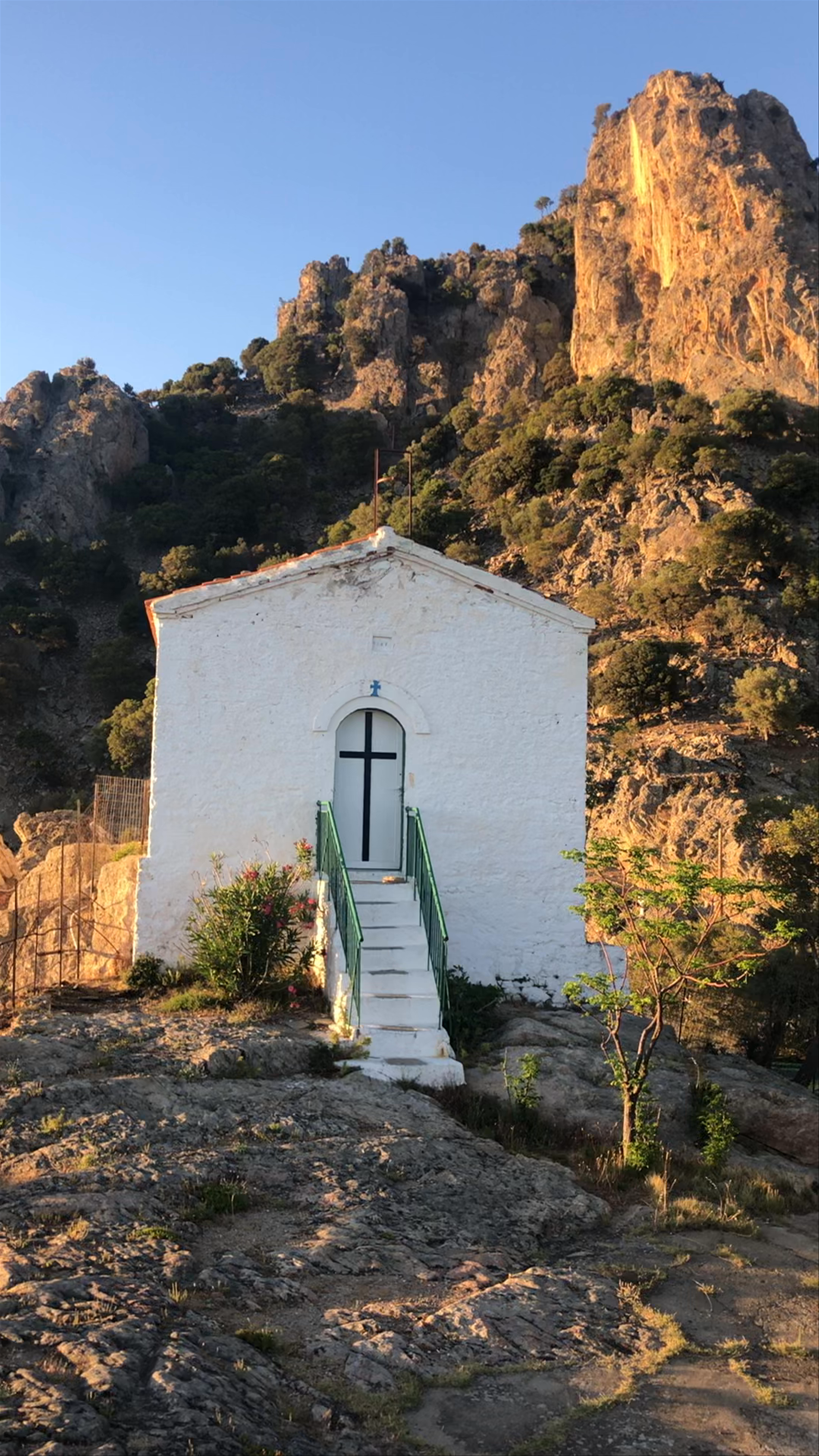 Ιερό Εξωκλήσι Παναγία η Κρημνιώτισσα