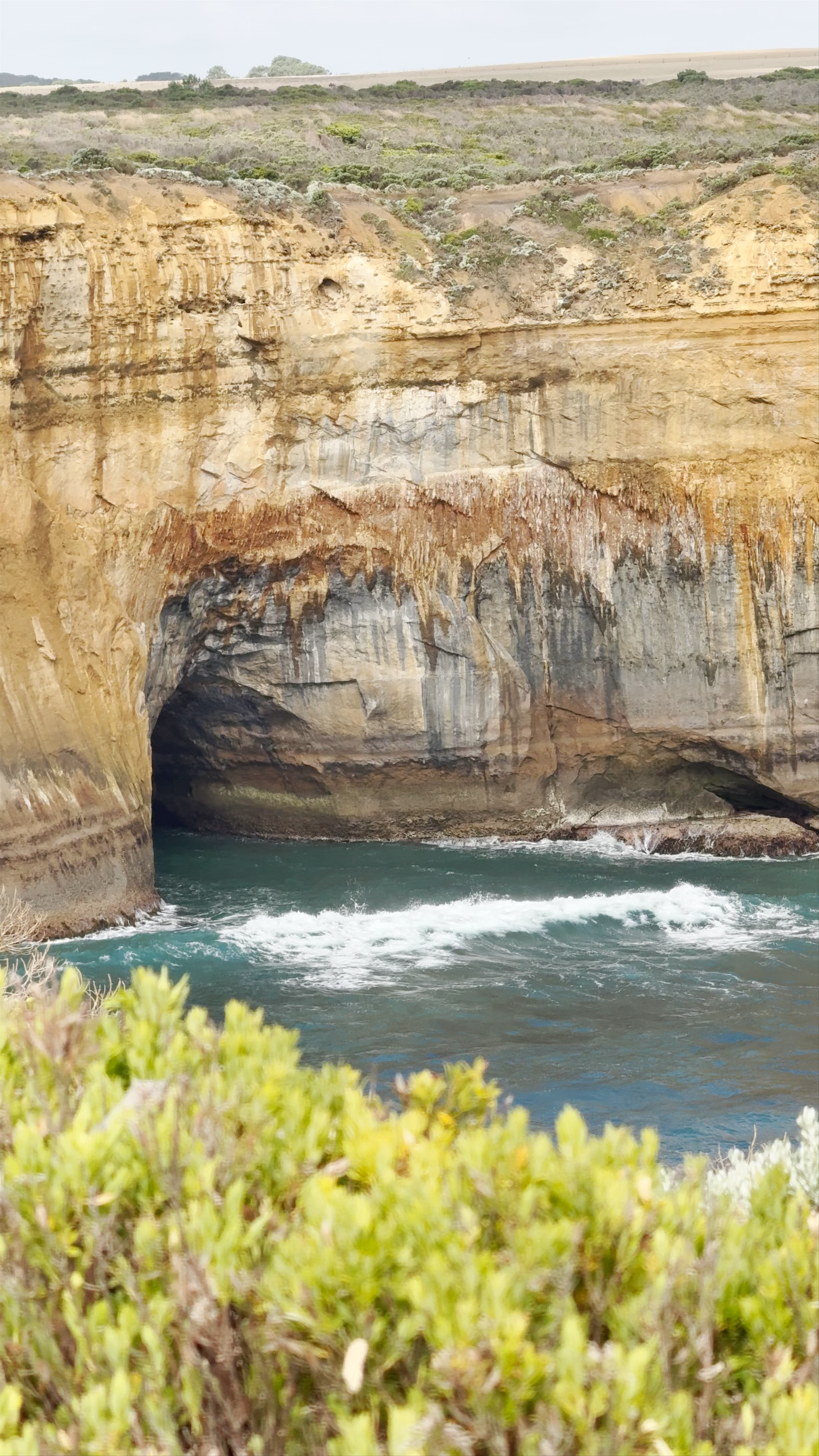 The Razorback Lookout: Majestic Coastal Views in Port Campbell, Victoria