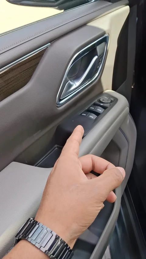 جي ام سي يوكن SLE 2022