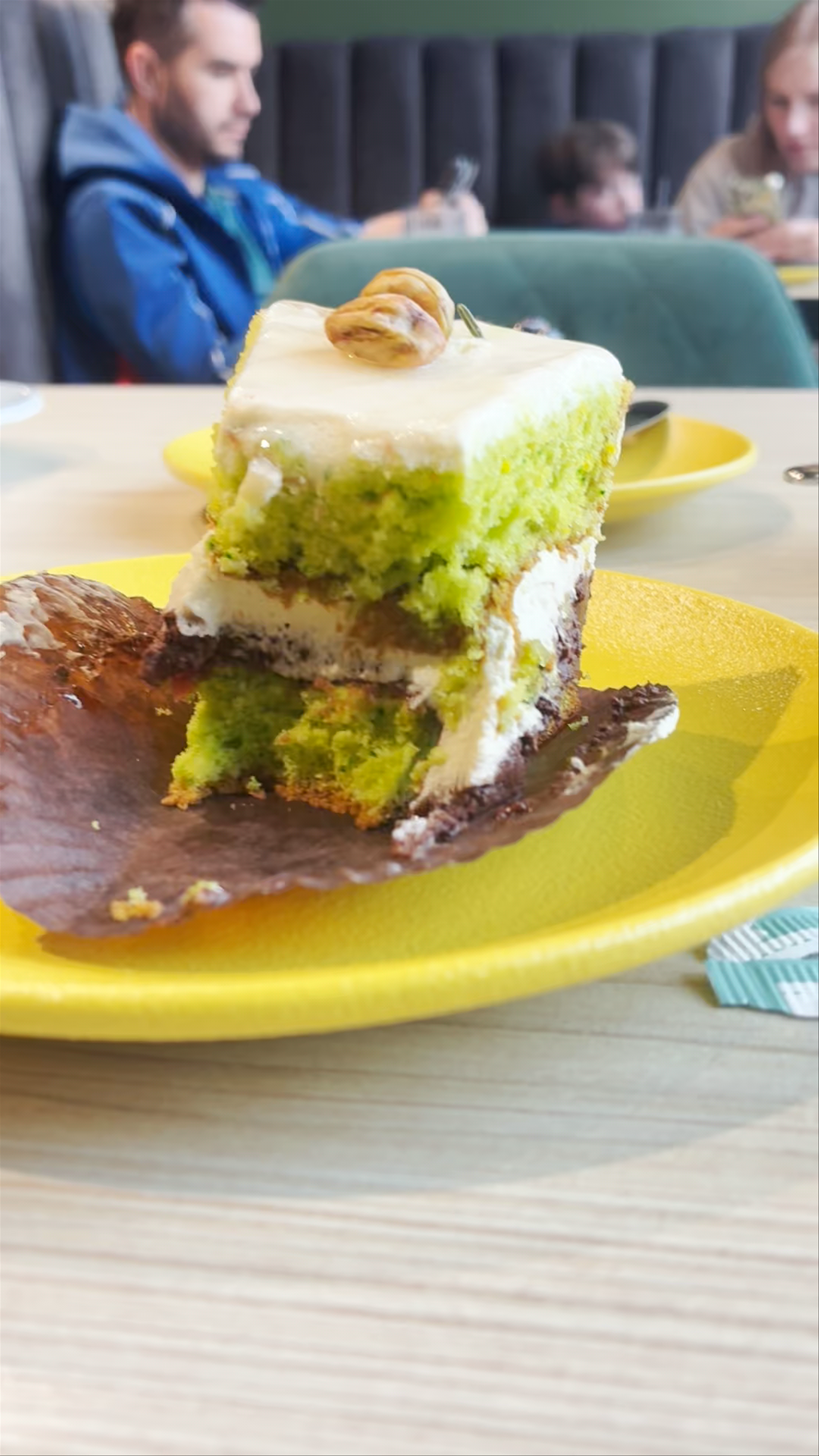 Melna Kamene Gastrobārs