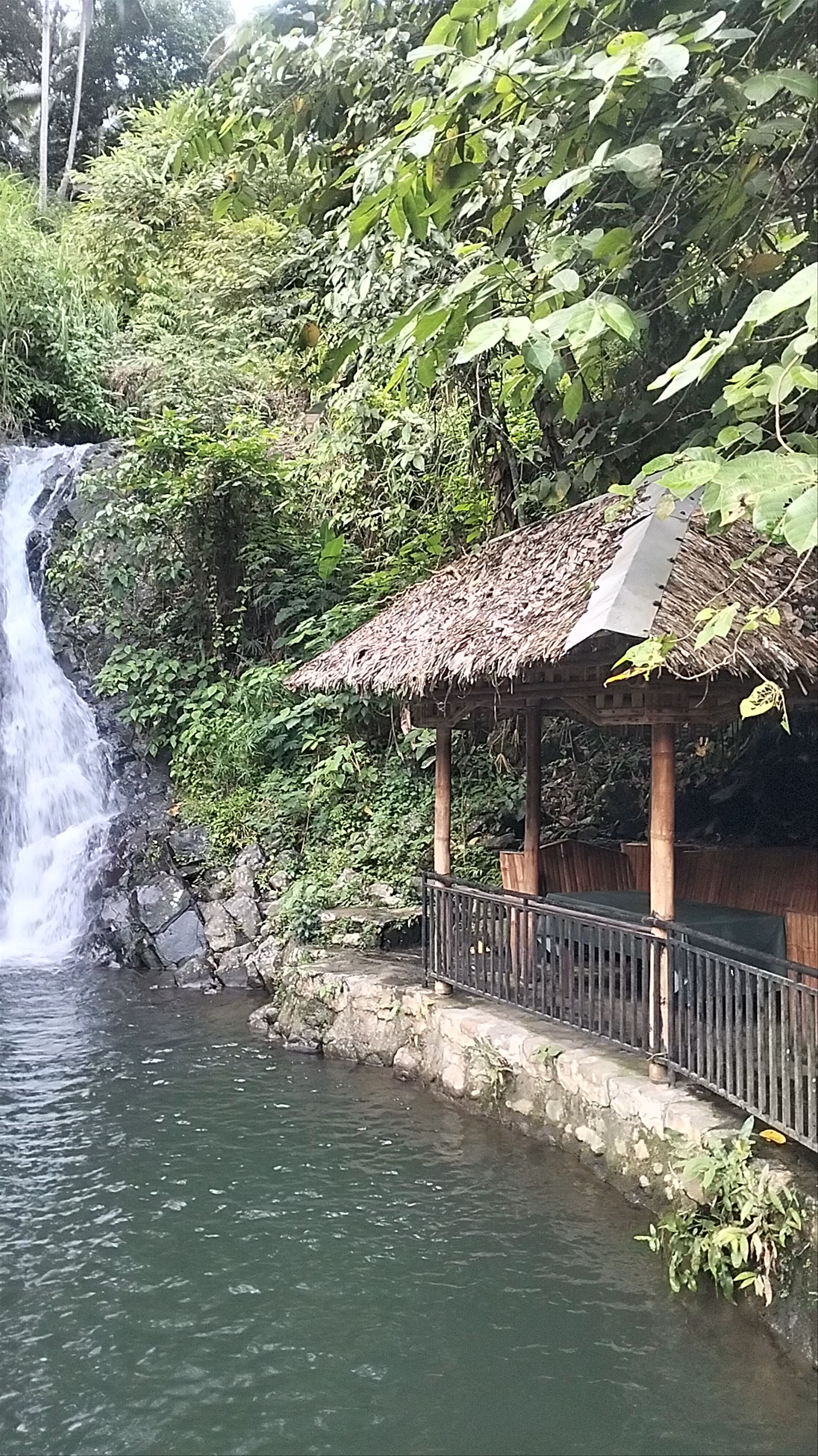 Pulangbato Falls Valencia