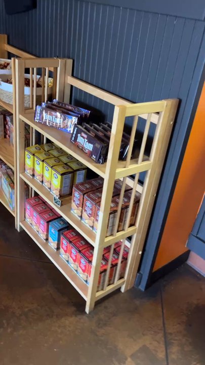 Da Coconut Cafe - Hawaiian merchandise - Poke Near Me - Temecula, California