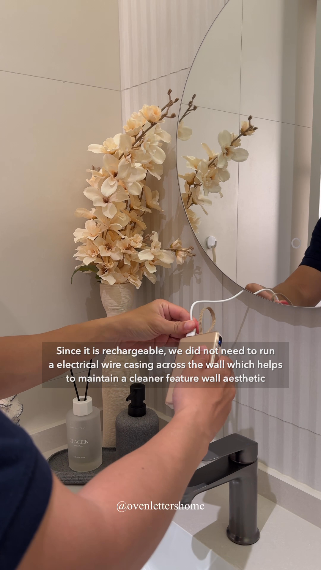 The-$57-Taobao-USB-rechargeable-mirror-that-elevated-our-bathroom-look