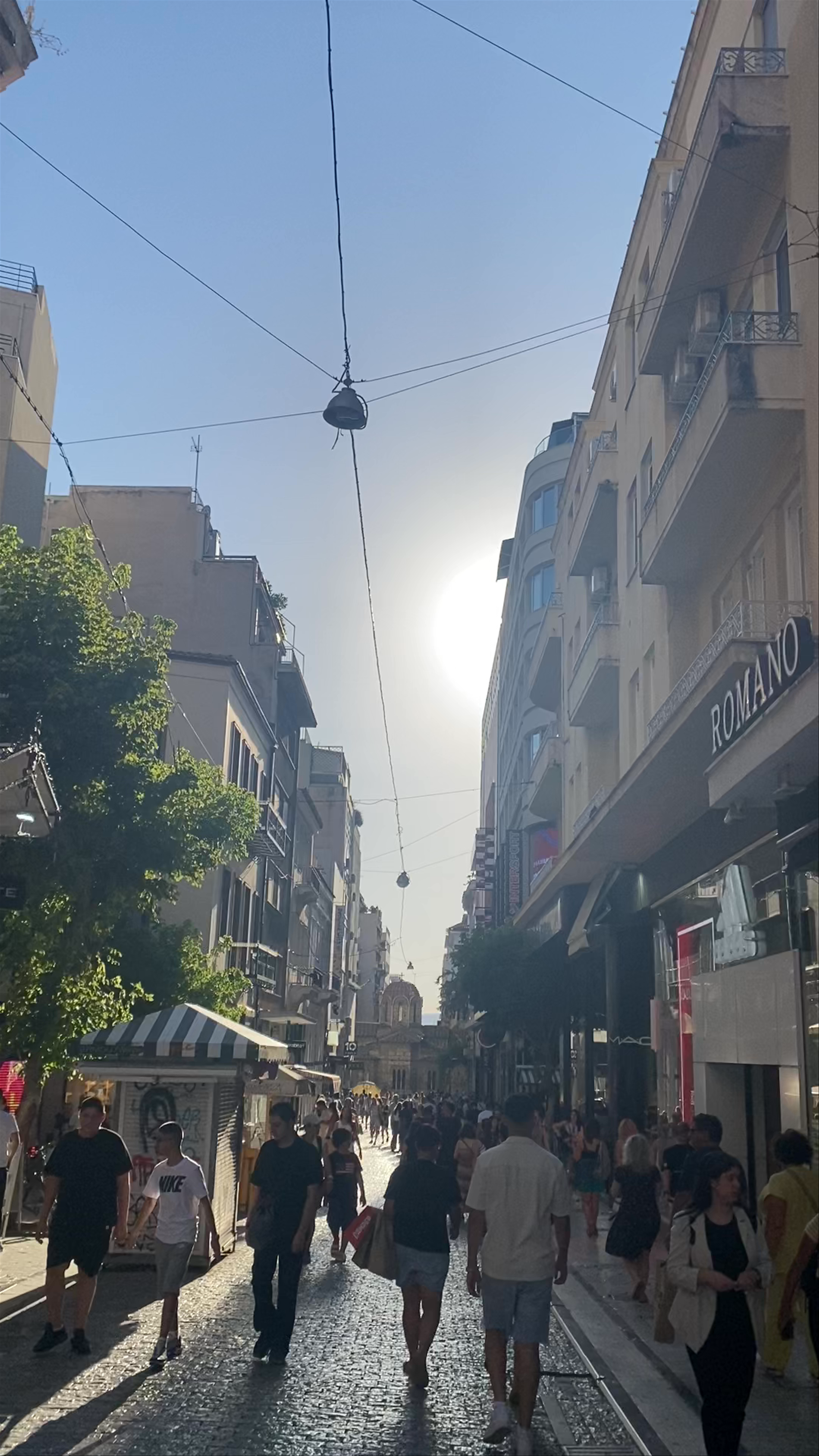 Ermou Street: The Vibrant Heartbeat of Athens Shopping