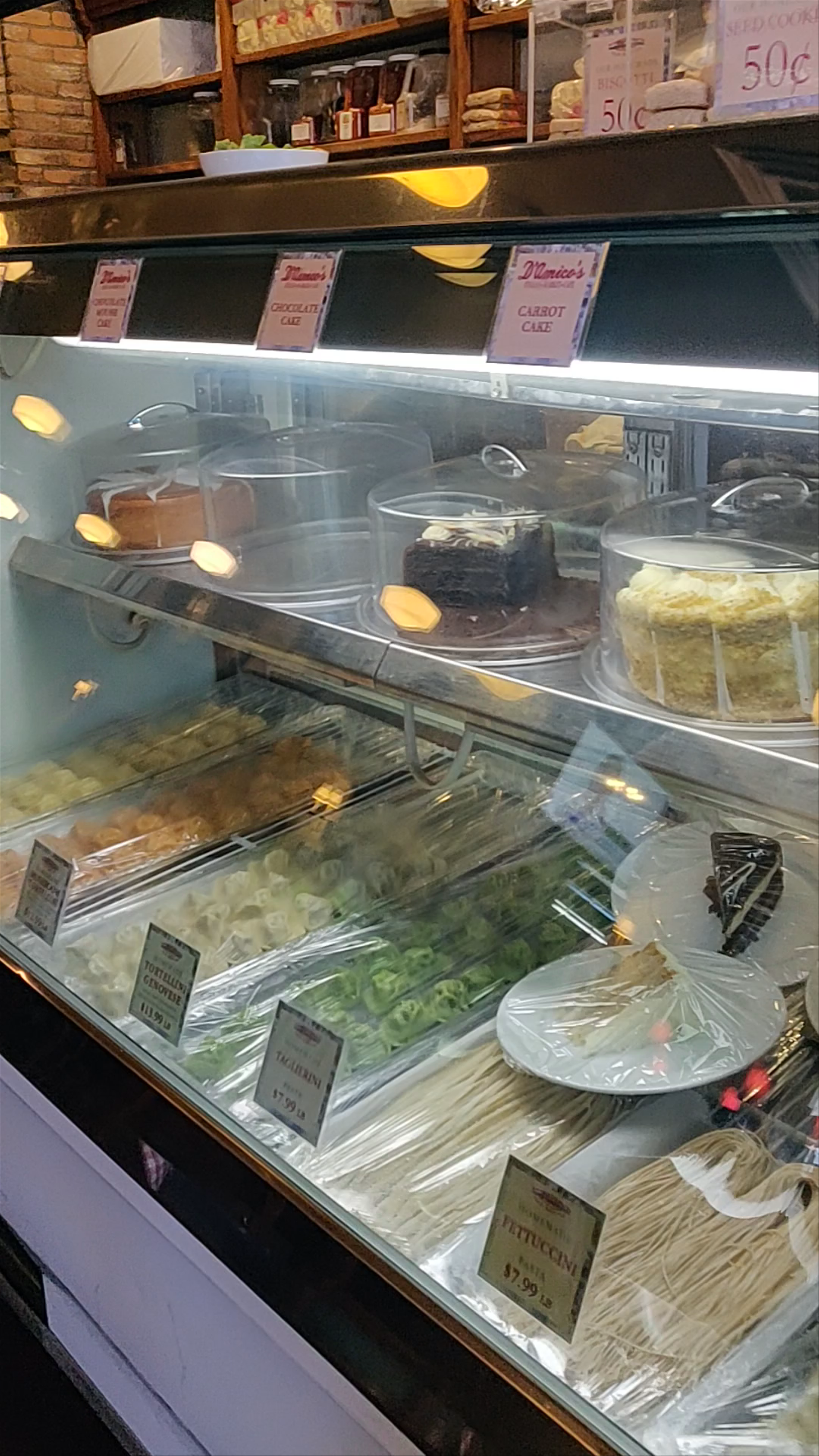 D'Amico's Italian Market Cafe: Authentic Italian Flavors in Houston