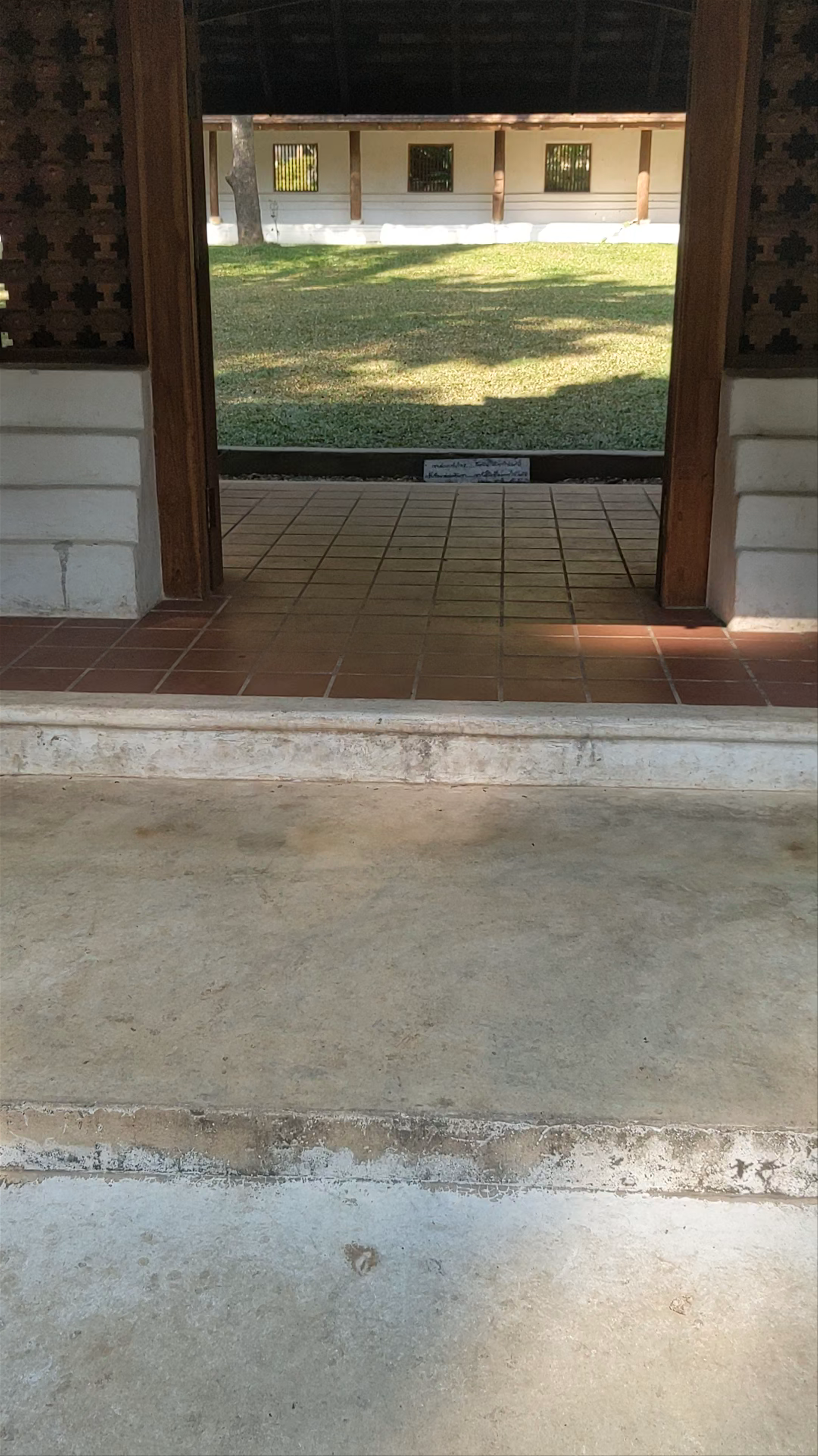 Peaceful Walk Through Wat Pha Lat, Chiang Mai