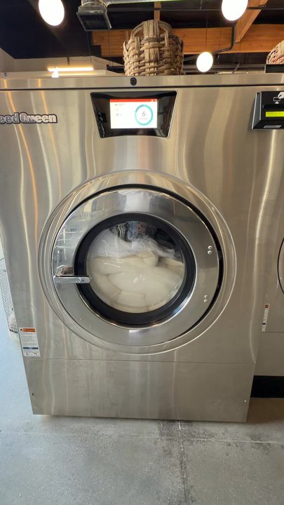 The Mat Menifee - 1*5*2026 Extra Large Washer in action - Laundromat Near Me - Menifee, California