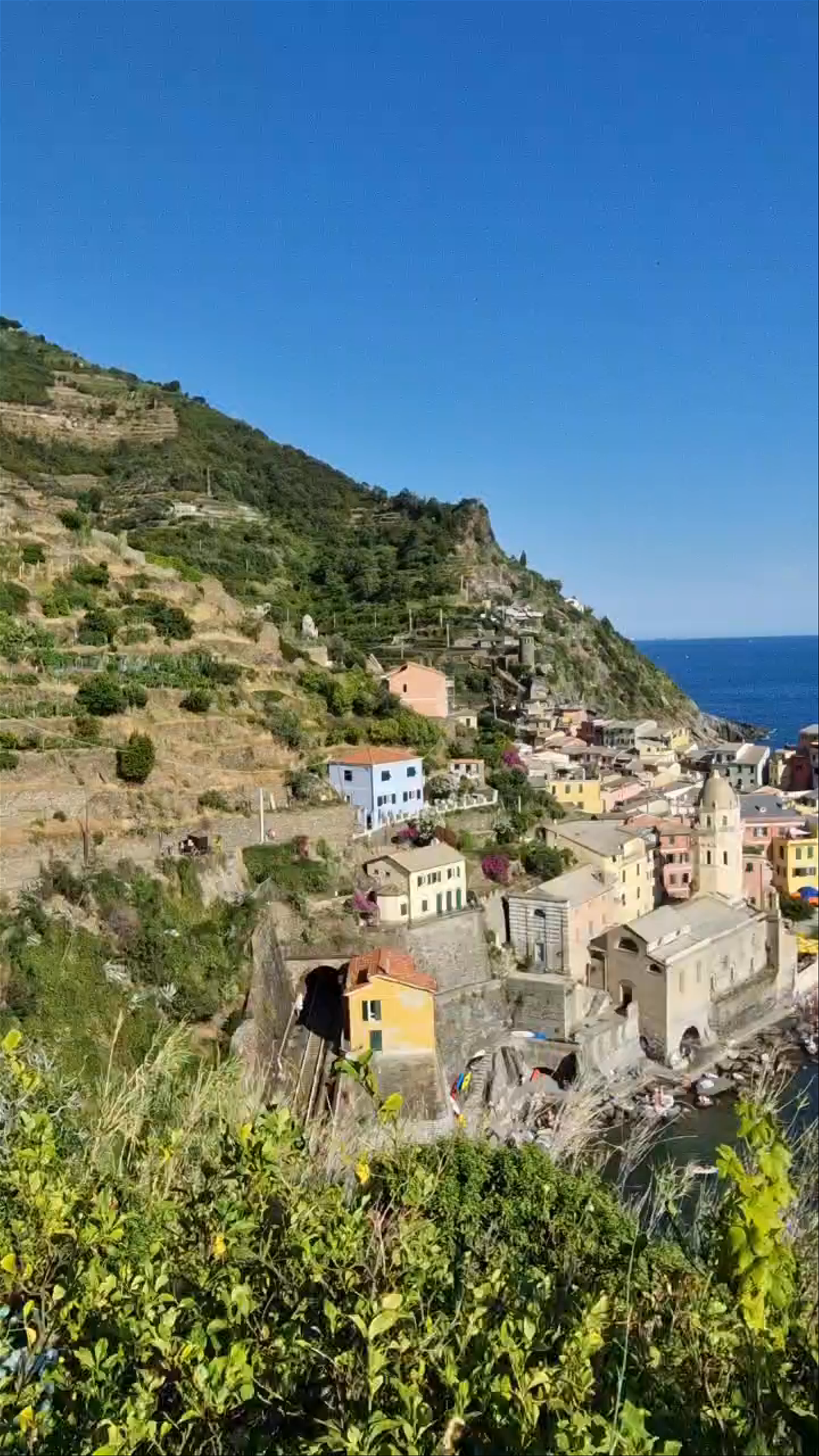 Vernazza Beach