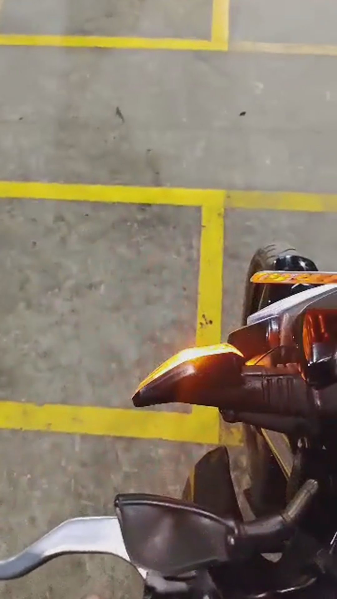 Walk-around video thumbnail