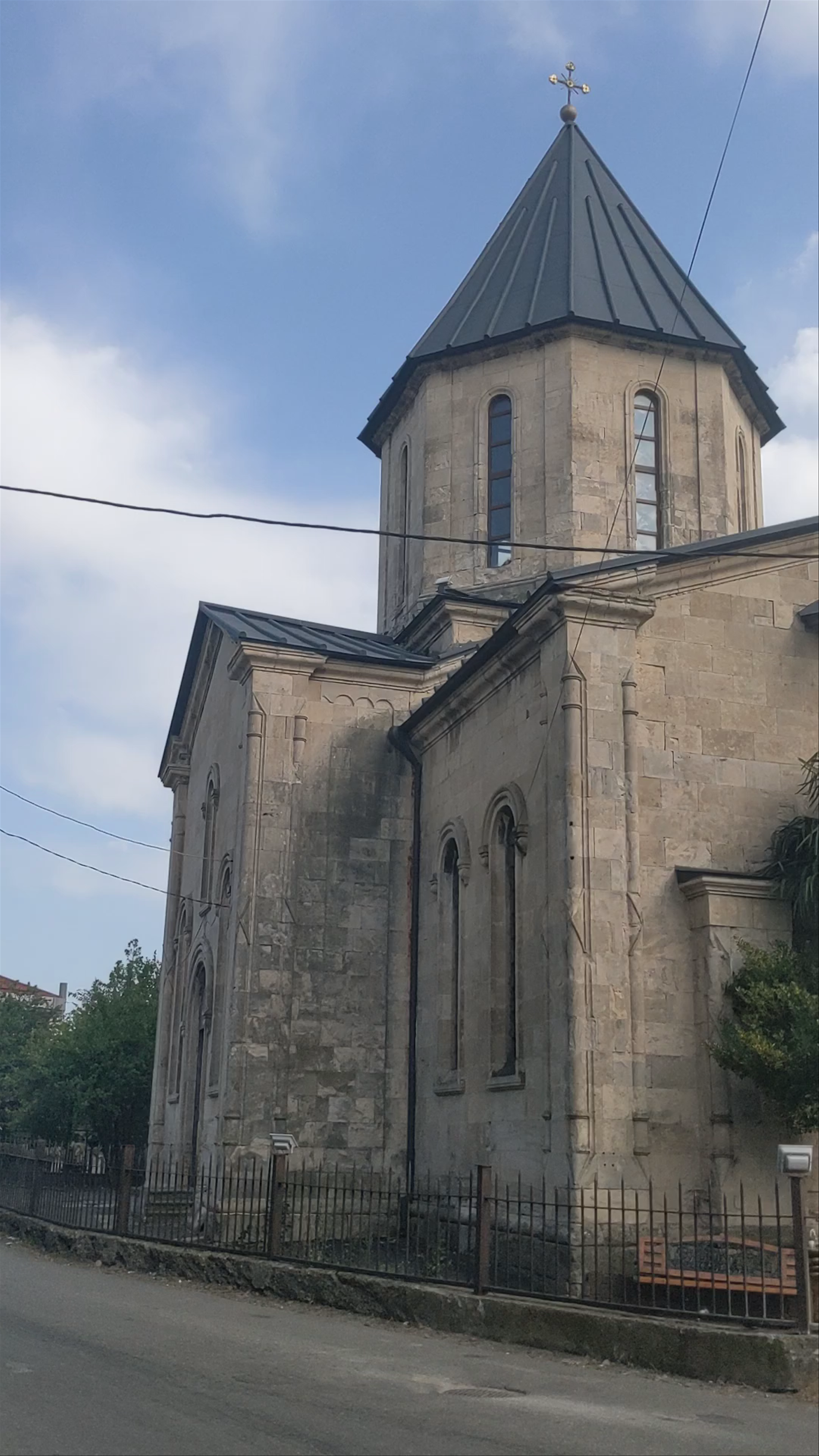 Bagrati Cathedral: Historic Majesty in Kutaisi, Georgia