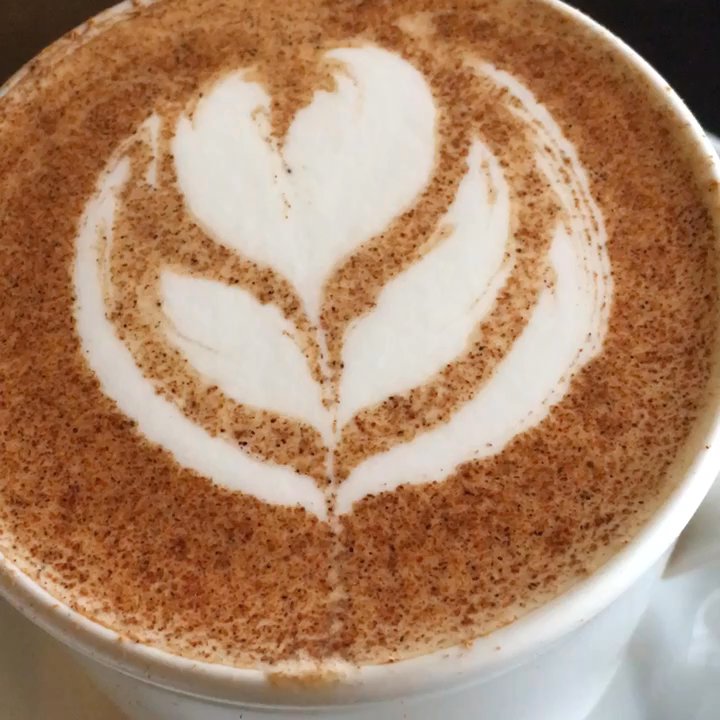 Lomi - Chai Latte - Coffee Roasteries Near Me - Paris, 75