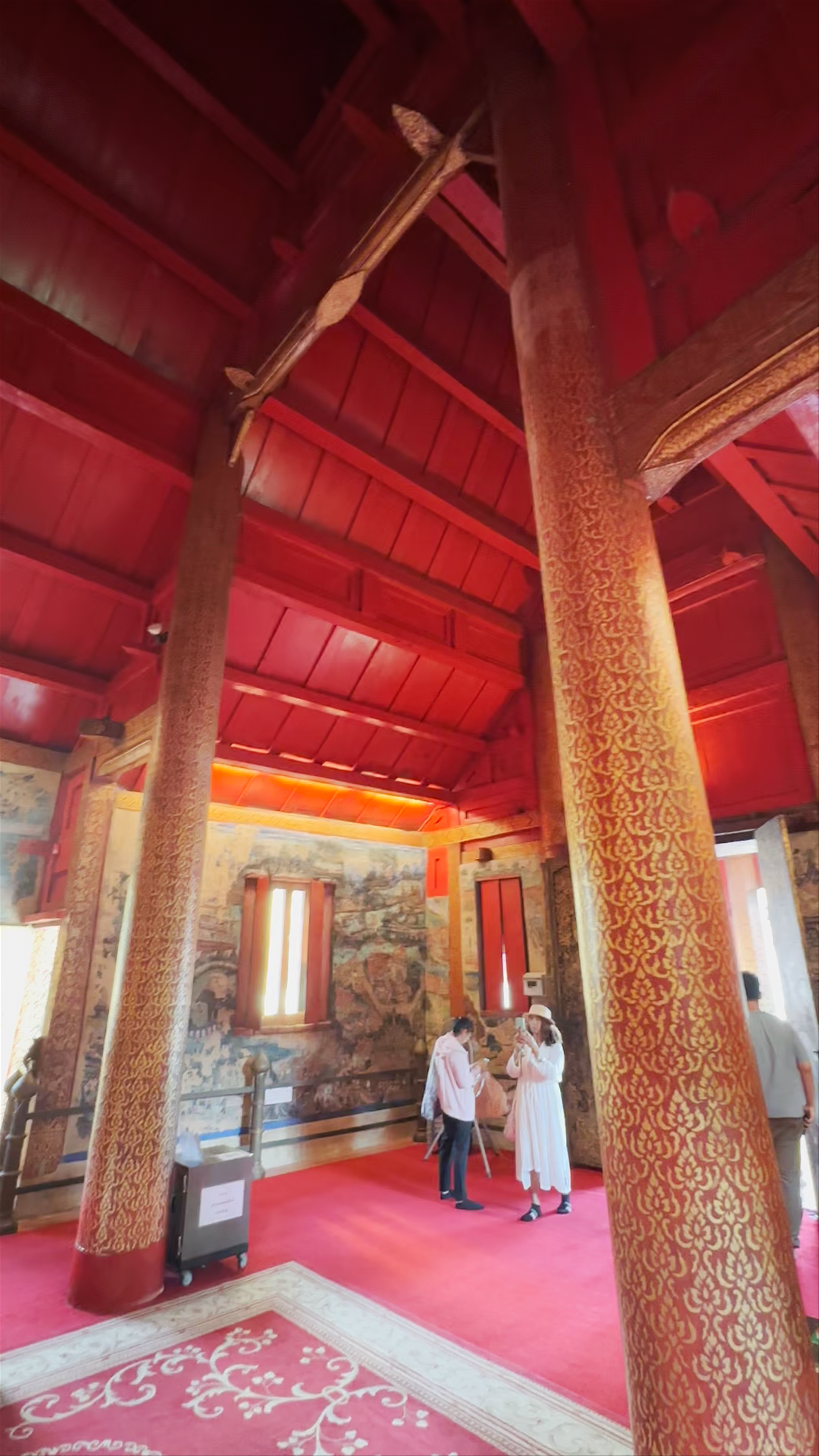 Phra Wihan Lai Kham: The Golden Masterpiece of Chiang Mai