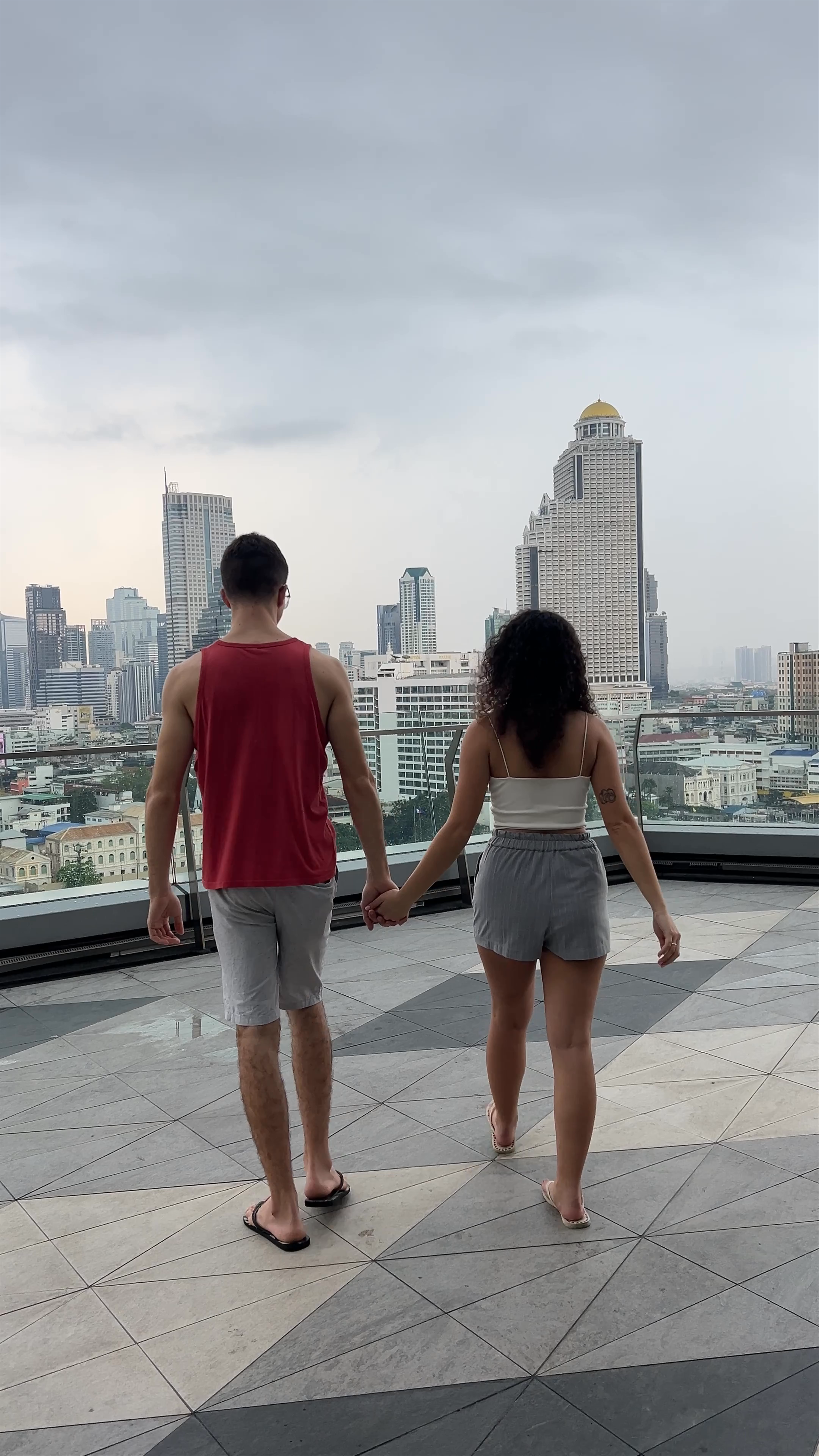 Romantic Rooftop Moments with Stunning Bangkok Skyline at ICONSIAM