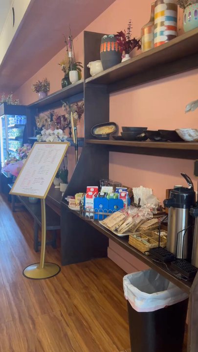 BloomBar Cafe et Fleurs - Flowers & Gifts Near Me - Long Branch, New Jersey