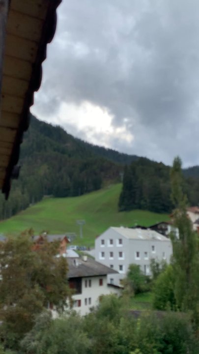 Hotel Corona - Am rauschenden Bach - Hotels Near Me - Marebbe, BZ