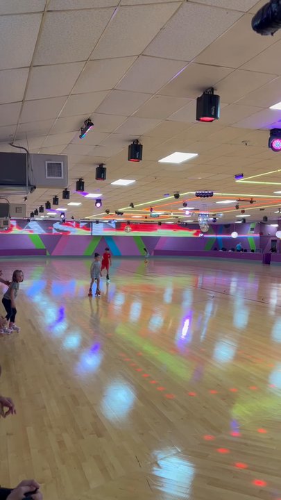 The Rollercade - Family day speed skate by age groups (under 12). - Skating Rinks Near Me - San Antonio, Texas