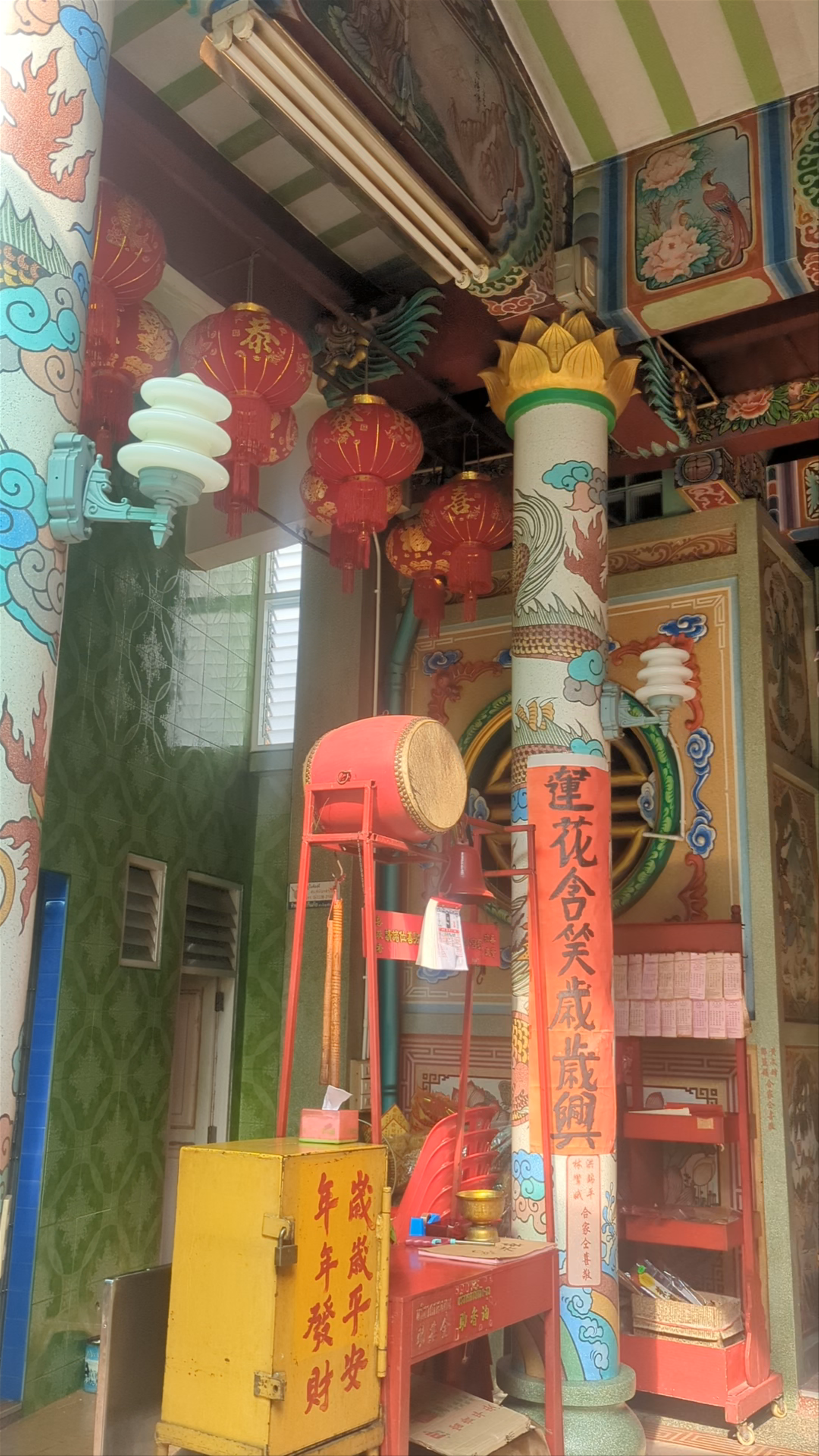 Chao Mae Thapthim Shrine