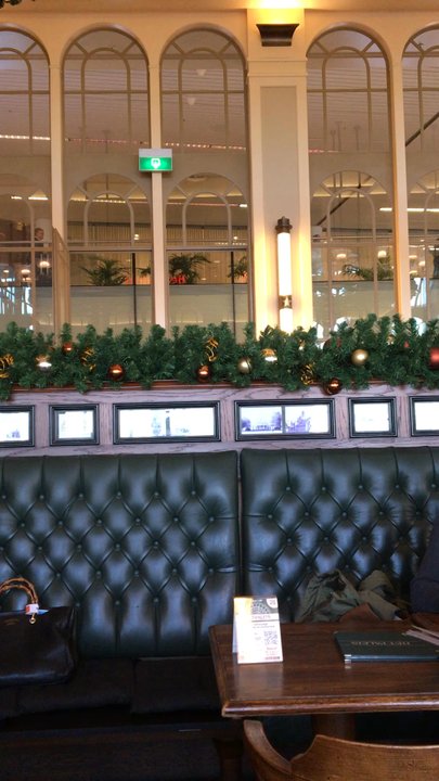 Het Paleis - Inside - Breakfast & Brunch Near Me - Schiphol, New Hampshire