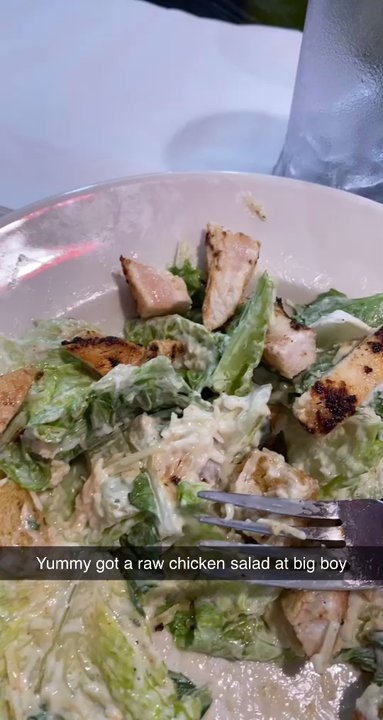 Big Boy - Was served raw chicken and told they dont temp their chicken they just serve it when it looks done which is illegal and dangerous - New American Near Me - Fort Gratiot, Michigan