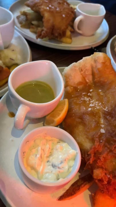 The Cafe Royal - Sunday Roast & Fish & Chips up close - Seafood Near Me - Edinburgh, EDH