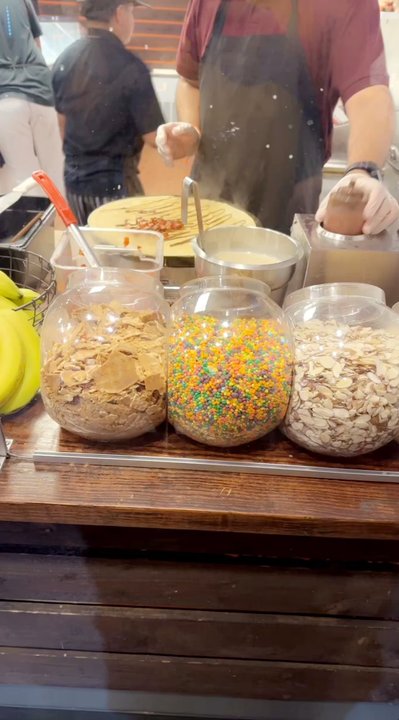 Cream And Crepes Cafe - Desserts Near Me - Richardson, Texas