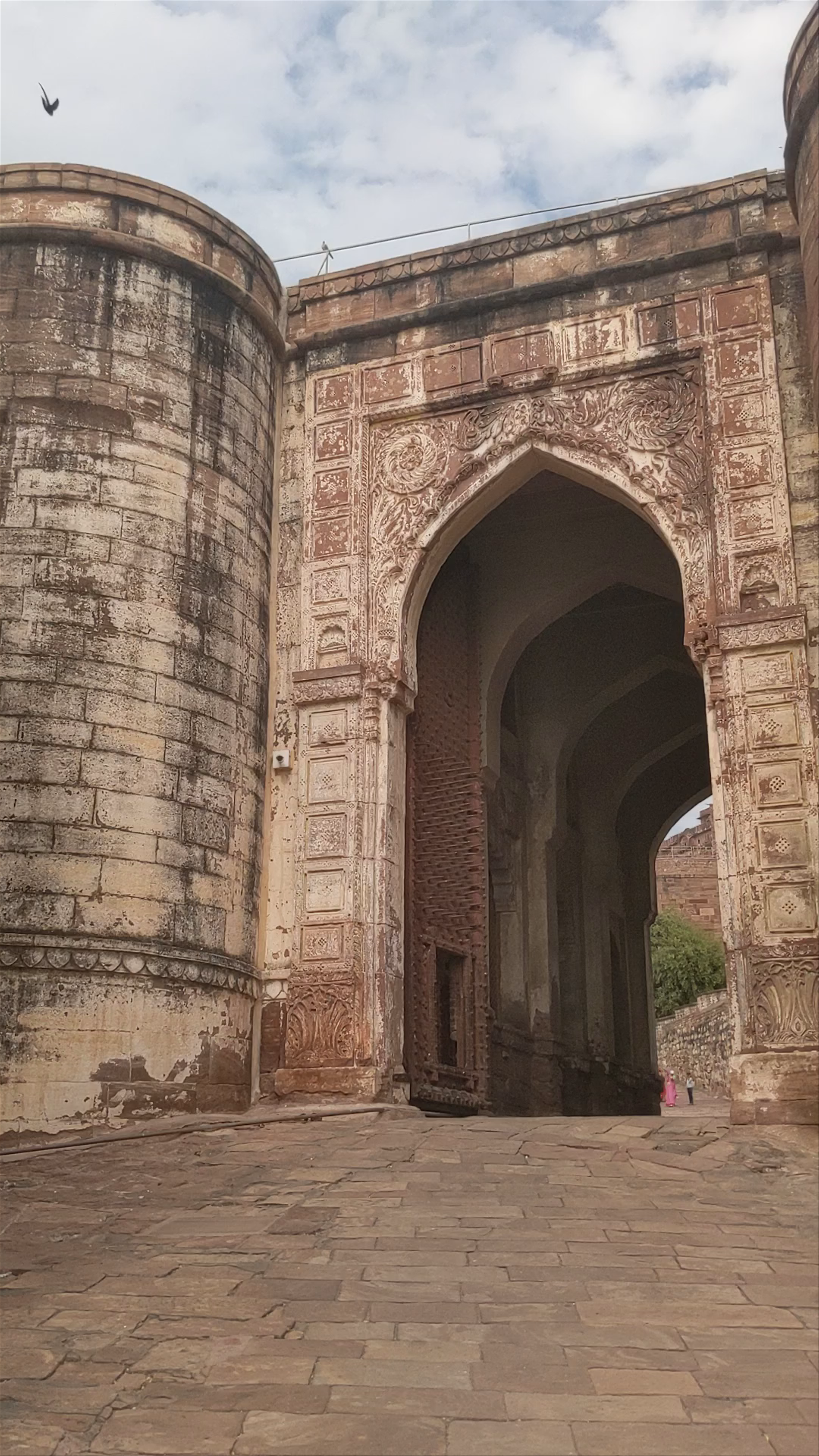 Fateh Gate: Majestic Entrance to Jodhpur's Historic Fort